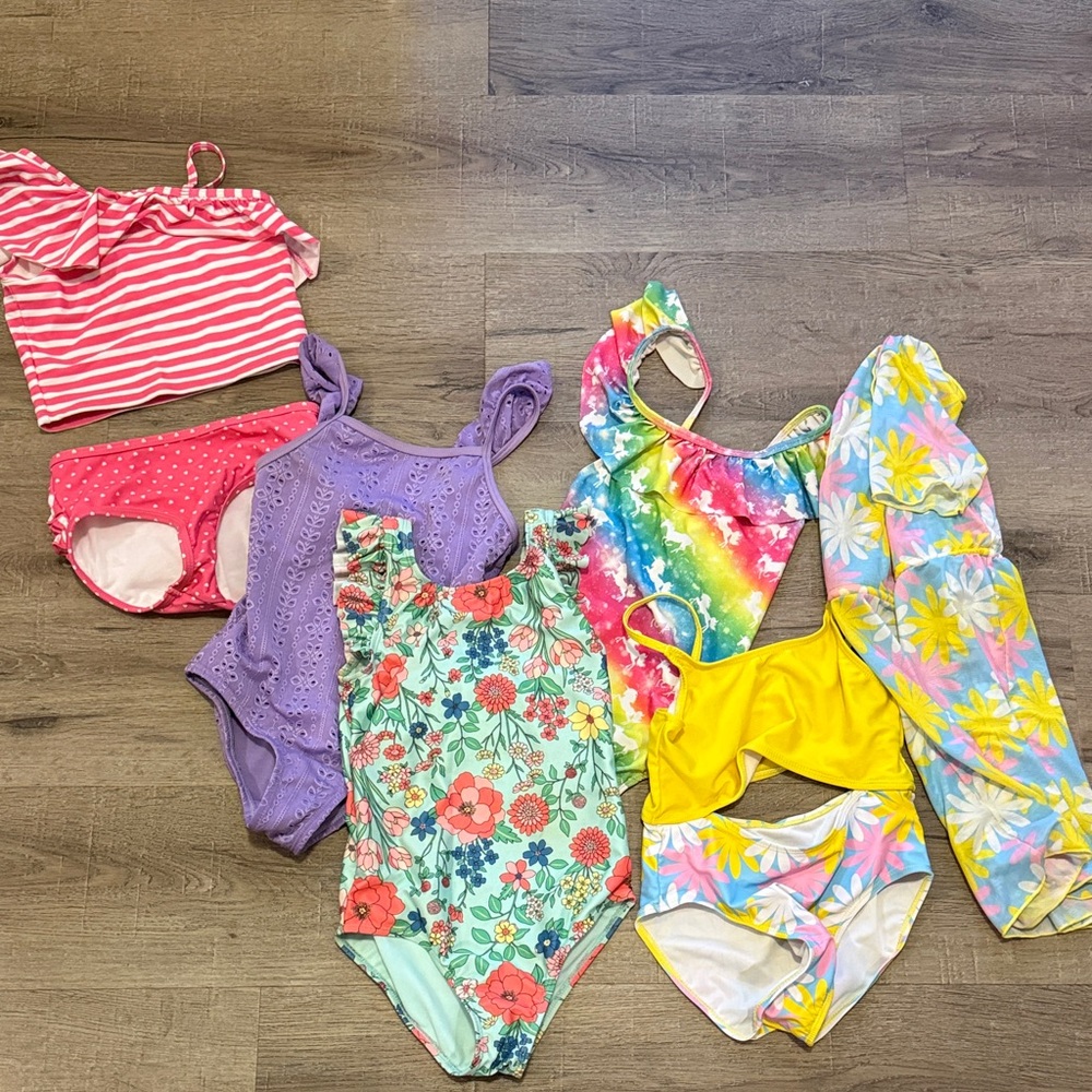 Kids size 6 swimsuit bundle!